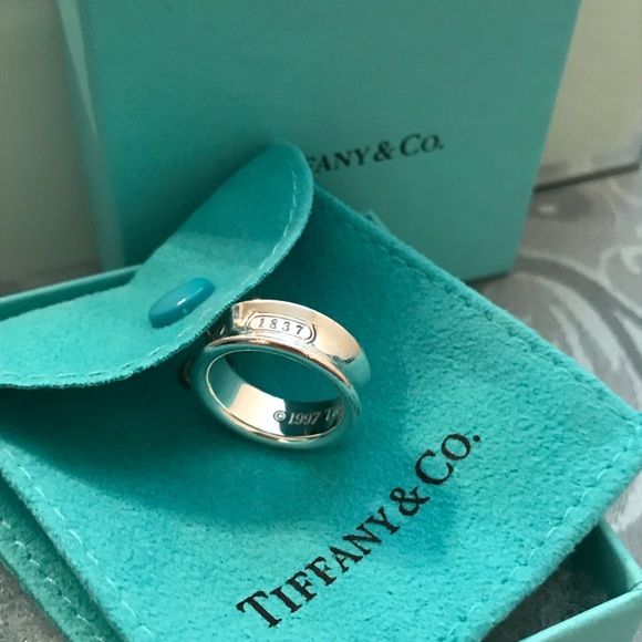 Authentic Tiffany’s ring - Picture 4 of 4